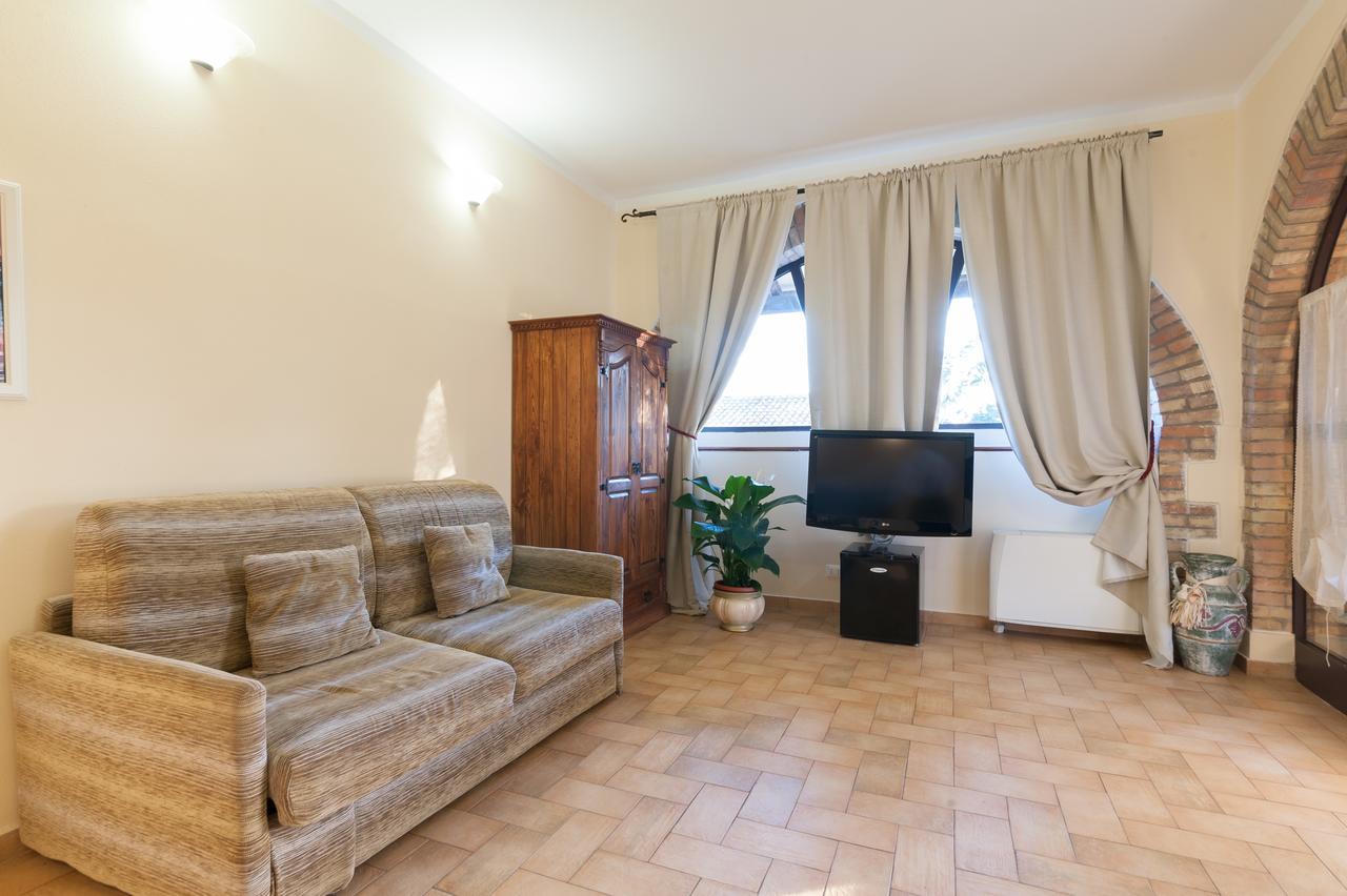 El Molino Agriturismo Fonteblanda Luaran gambar